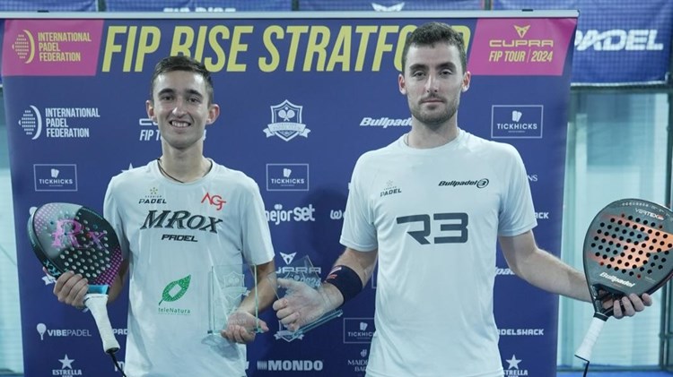Christian Media Murphy and Alberto Garcia Jiminez  posing with their trophies
