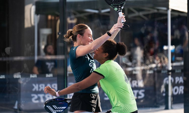 Aimee Gibson wins the FIP Silver Reap Hong Kong title