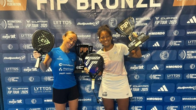 Aimee Gibson wins back-to-back FIP titles